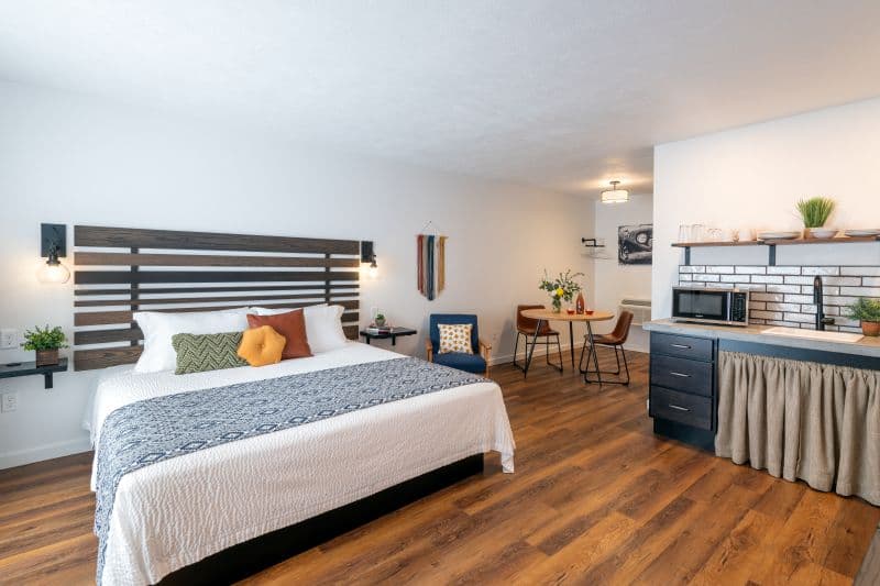 king bed and accessible kitchenette