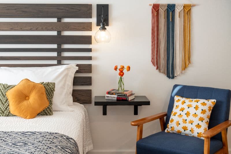 chair with nightstand table